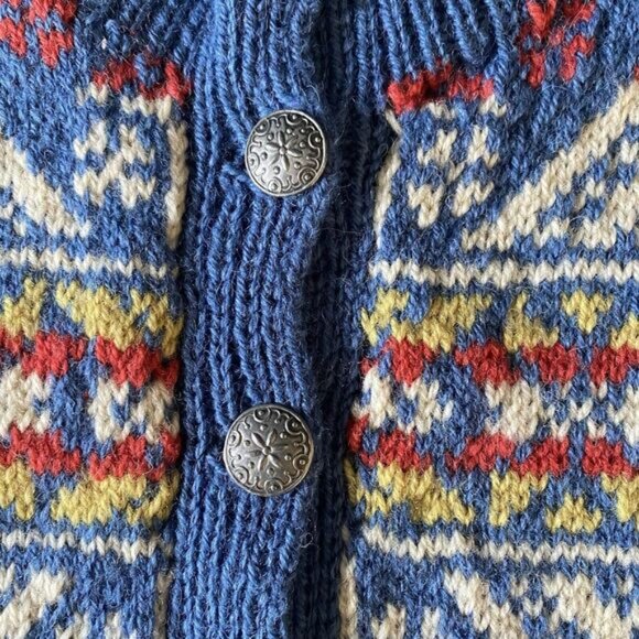 Handmade in Norway vintage Fair Isle 100% virgin Wool cardigan - Picture 2 of 9